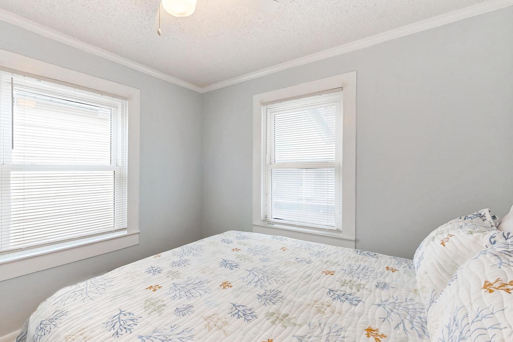 Pier View Cottage Unit 3 Кюр Бийч Екстериор снимка